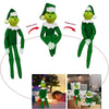 Un arbre de Noël en elf vert et moelleux dans diverses poses, y compris une figure debout et une figure assise.