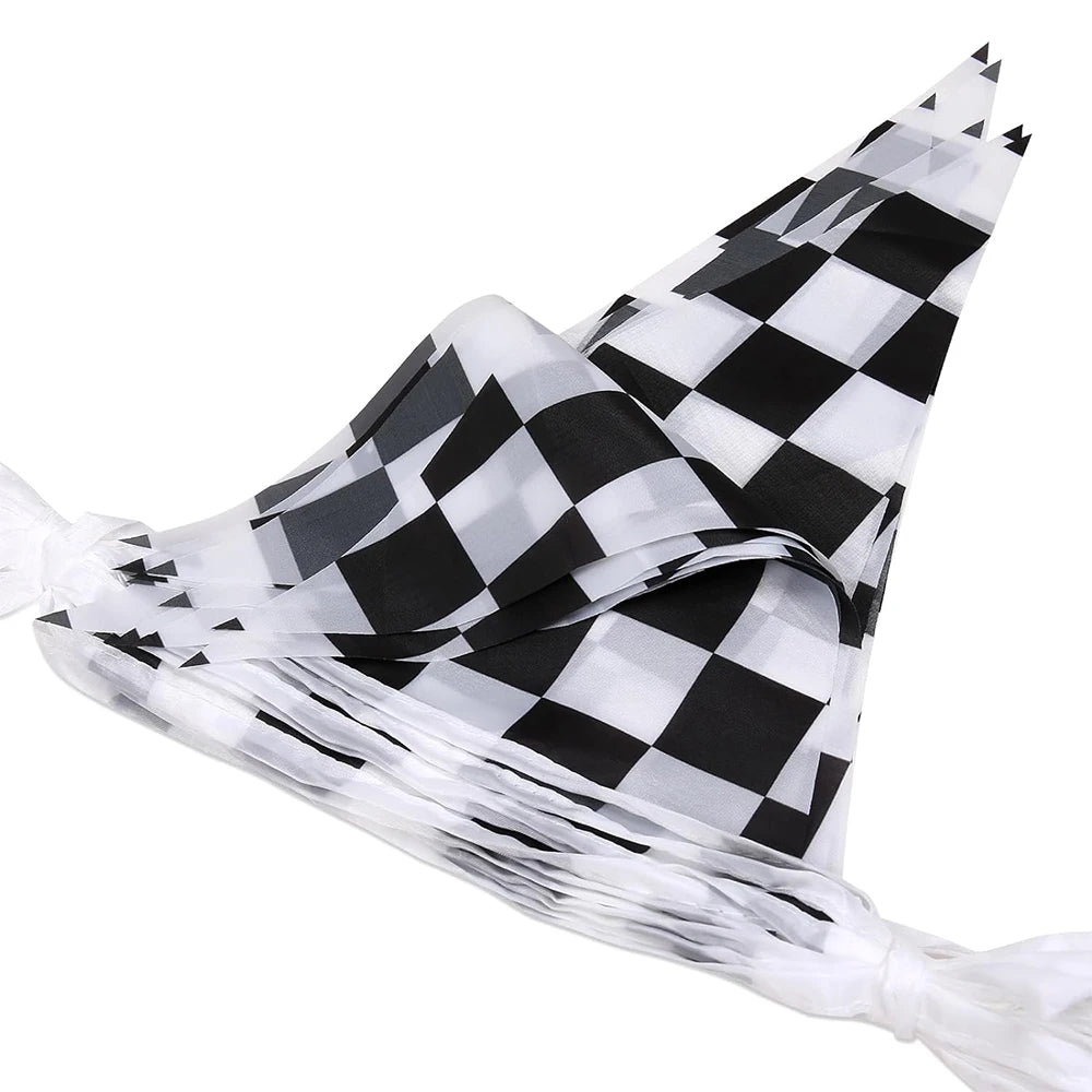 Bannière de drapeaux de course à carreaux noir et blanc.