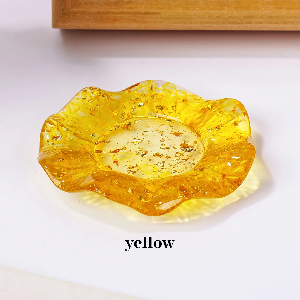 Natural Crystal Reiki Bowl with Flower Plate for Meditation and Home Decor