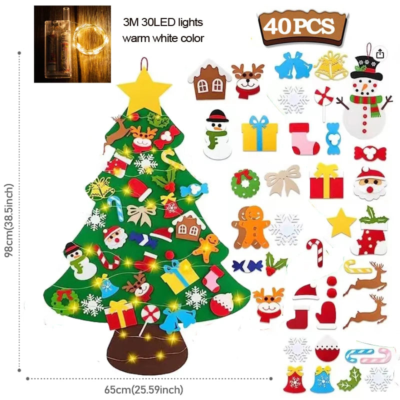 Árbol de Navidad decorado con adornos y luces de fieltro, incluyendo estrellas, regalos y figuras de temporada.