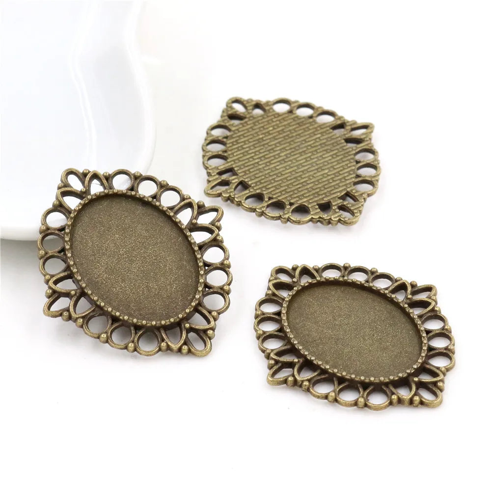 Vintage Style Cameo Pendant Bases with Ornate Gold or Silver Finish
