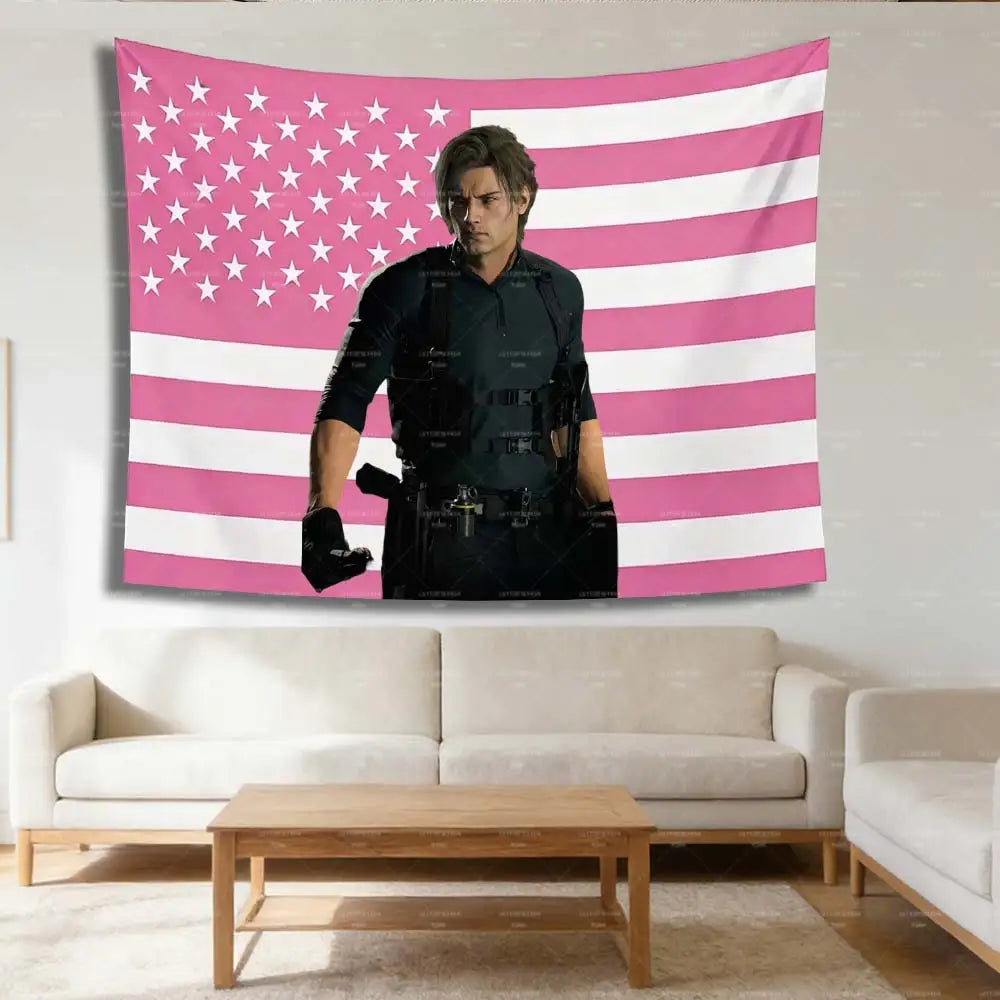 Wandteppich mit rosa-weiß gestreifter amerikanischer Flagge und Leon Kennedy.
