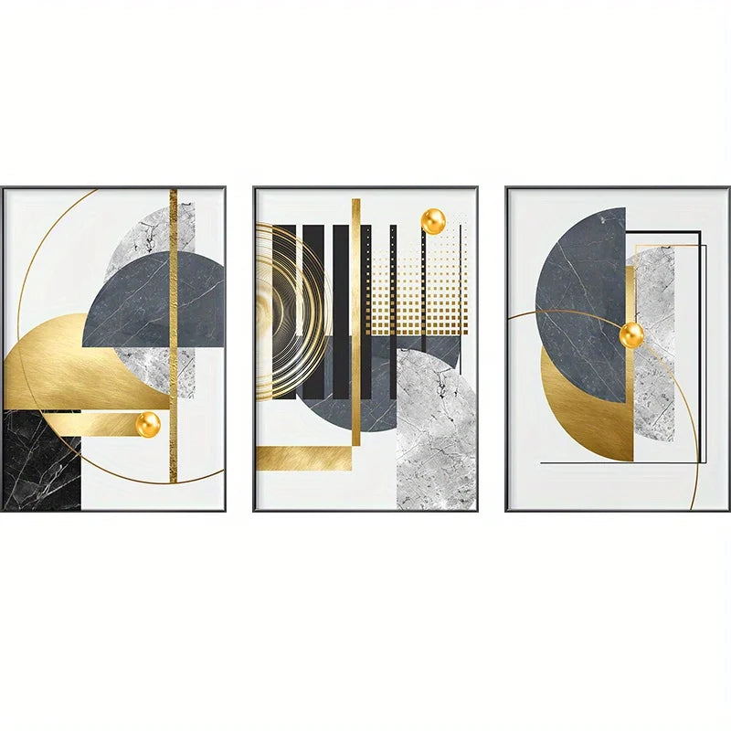 Un ensemble de trois œuvres d'art géométriques abstraites avec textures de marbre, des accents dorés et des tons noir et gris