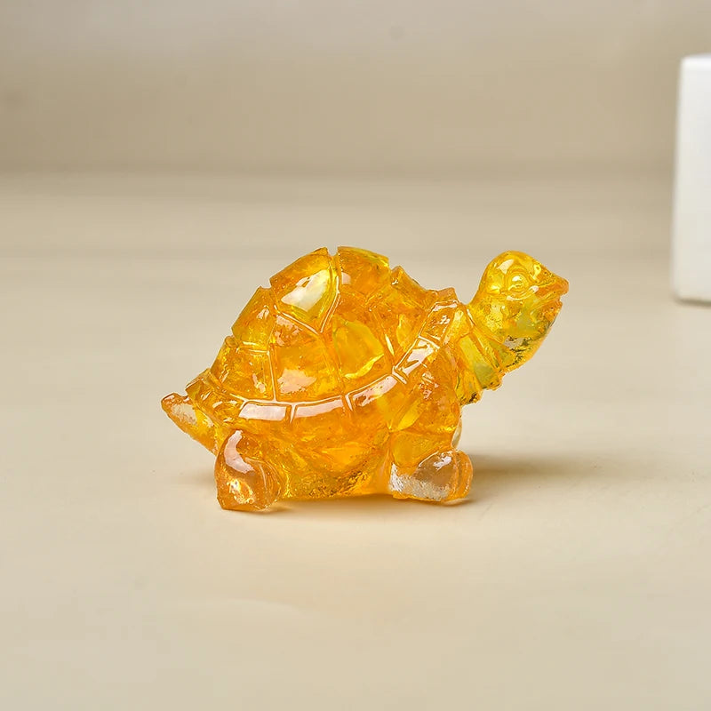 Durchsichtige gelbe Kristallschildkrötenfigur als Heimdeko.