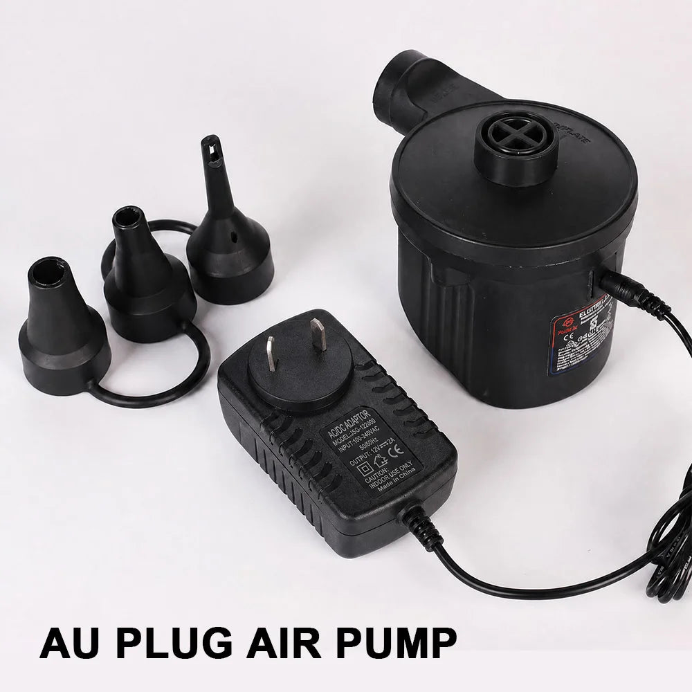 Schwarzes Luftpumpgerät mit Netzstecker und Düse auf weißem Hintergrund