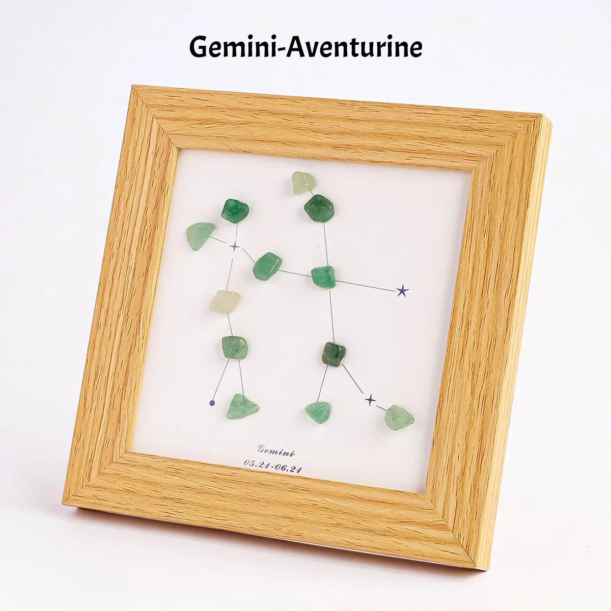 Holzrahmen mit Gemini-Aventurinen-Kristallen in grünem und gelbem Ton