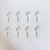 Ein Set von zwölf weißen Glitzerkristallkreuzdekorationen, angeordnet in zwei Reihen.