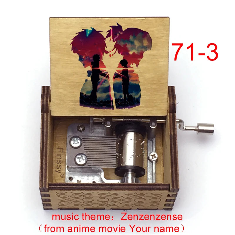 Adorno de caja de música de madera con una escena pintada de dos siluetas contra un fondo de atardecer.