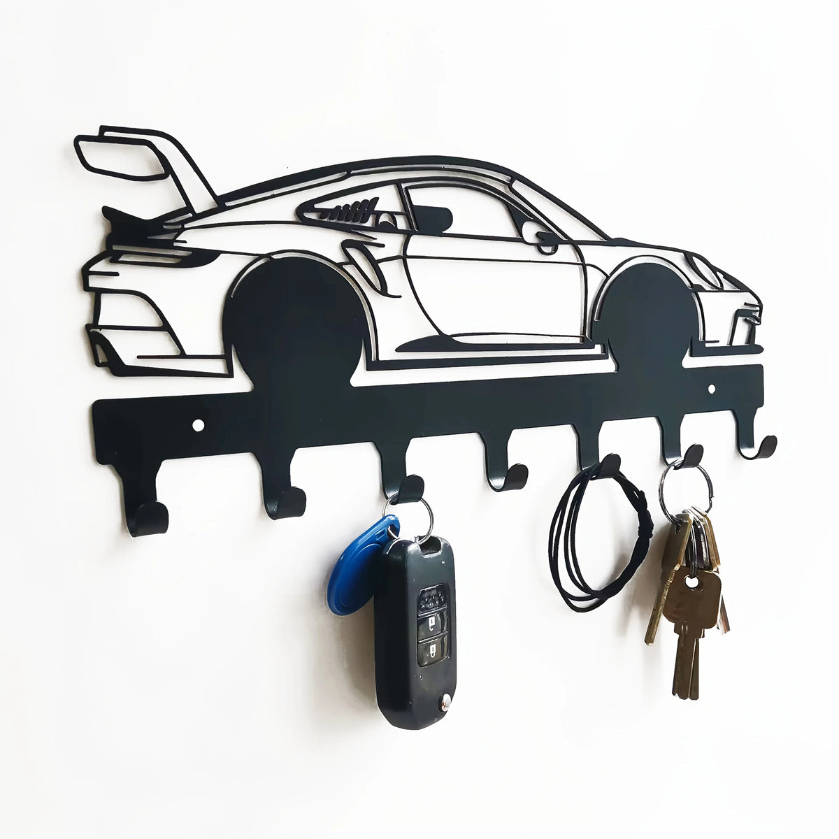 Industrial Wall-Mounted Key Holder with 7 Metal Hooks