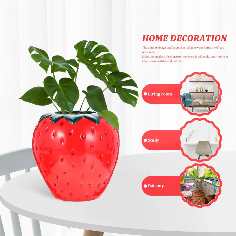 Jarrón de flor de fresa de cerámica roja brillante con hojas verdes, mostrado en diversos contextos de decoración del hogar.