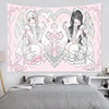 Tapiz decorativo de pared con dos figuras aladas en contornos rosa y blanco
