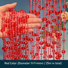 Rideau de porte en perles de cristal rouge avec de nombreuses petites perles rondes.