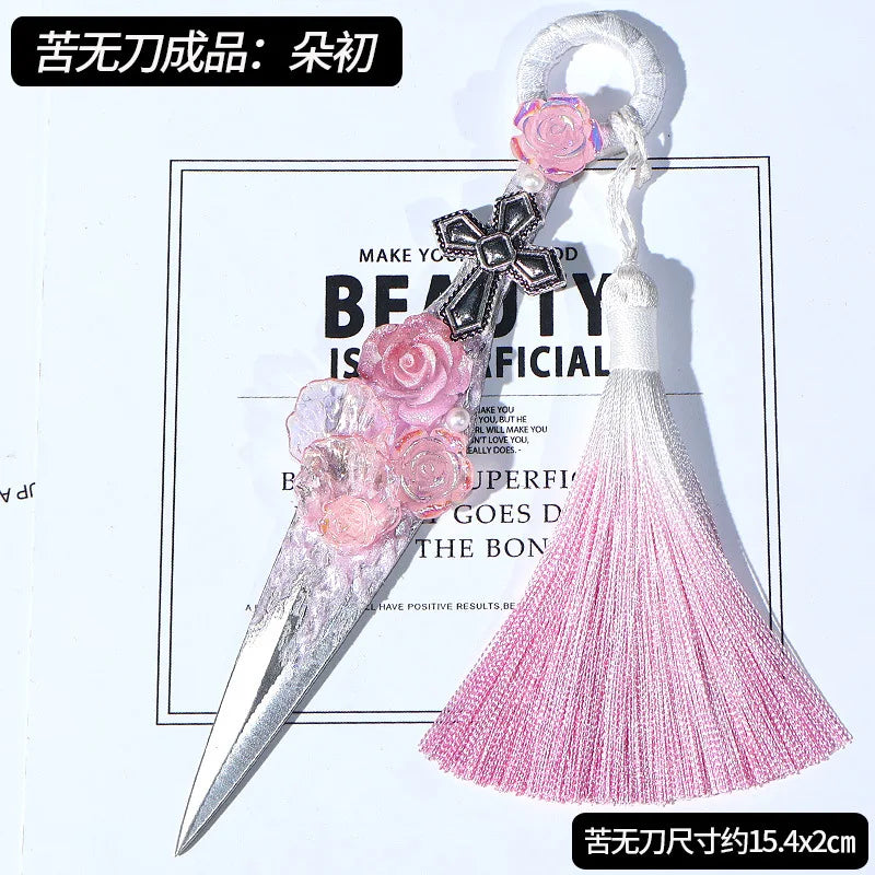 Gothic Kunai Dagger Ornament – Handcrafted Hanfu Accessory & Desk Display