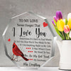 Klares Acrylhexagon mit der Gravur 'I Love You' und ähnlichen Botschaften.