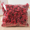 Bolsa de decoraciones de espuma de rosas rojas artificiales.