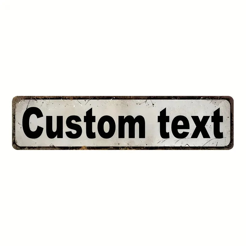 لافتة معدنية مستطيلة منقوش عليها نص مخصص.