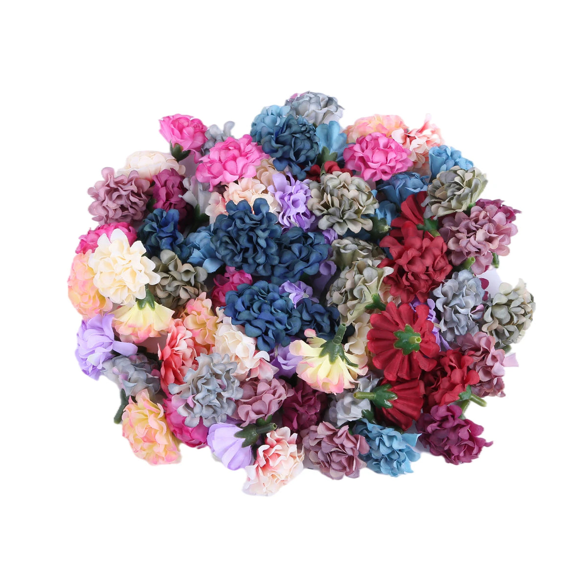 Un bouquet dense de petites fleurs d'hydrangea artificielles dans diverses nuances de rose, violet, bleu et rouge.