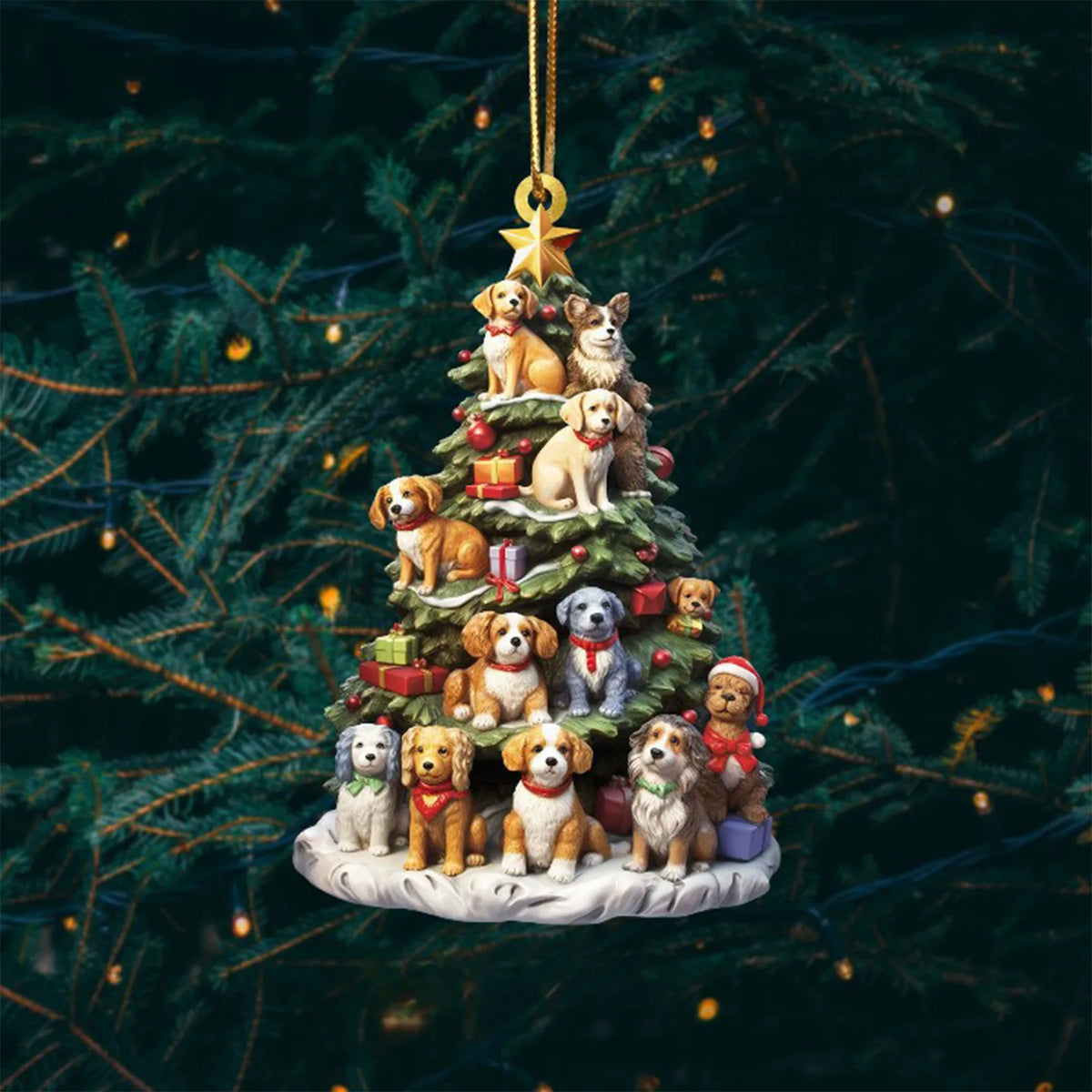 Ornement d'arbre de Noël avec une étoile dorée suspendue et une collection de figurines de chiens.