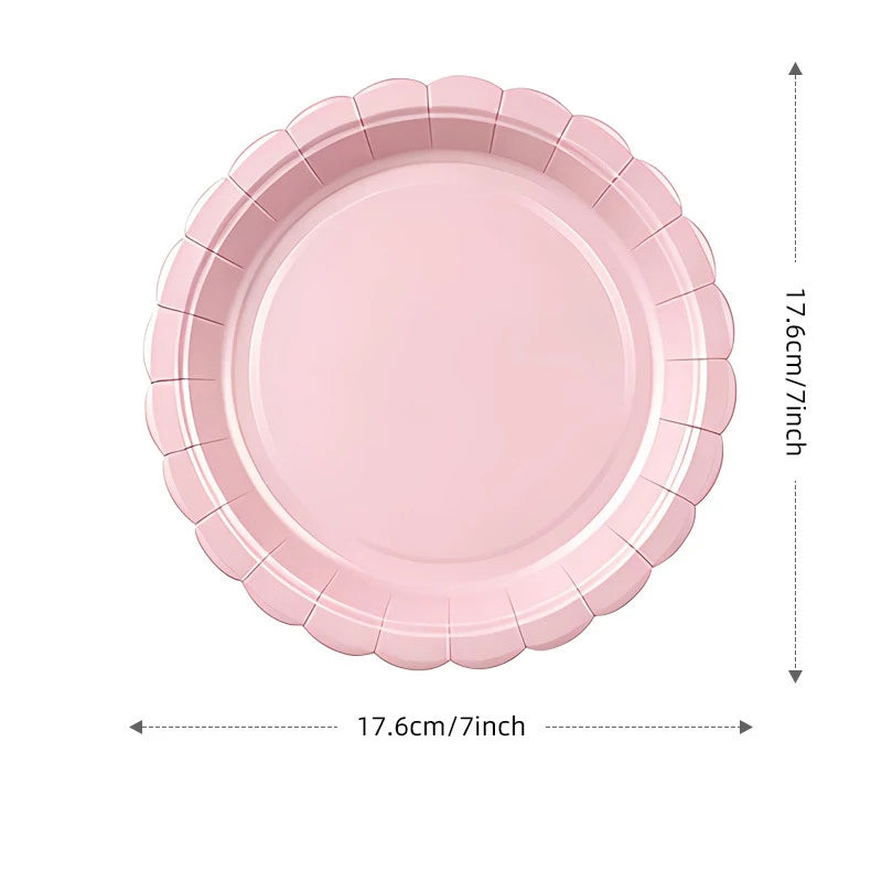 A pink scalloped paper plate with a 17.6cm diameter and 17.6cm height.