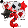 Un set de six ballons de soccer rouges et noirs, incluant un ballon, des étoiles et de grands chiffres.