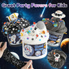 Collection de bons cadeaux pour fêtes pour enfants, incluant des décorations de gâteau d'astronaute et de la pâte à modeler b