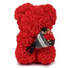 Roter künstlicher Rosen-Teddybär für romantische Dekoration.