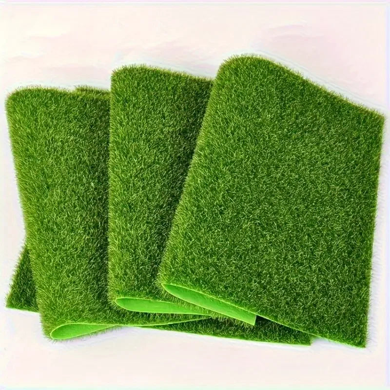 Realistic Artificial Grass Mat for Decor and Displays