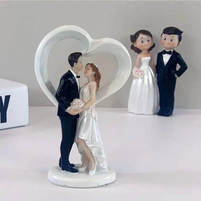 Resin Bride and Groom Cake Topper Figurine Set