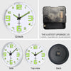 Vue d'une horloge murale plastique lumineuse, vue de côté, de dessus et de l'arrière.
