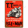 Vintage-Metallwandtafel für T.T. Rennen aus 1961 mit Motorrad und Text für Isle of Man Urlaub