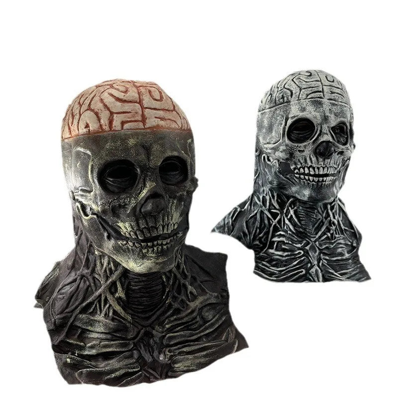 Masque intégral en latex de crâne détaillé avec motif cérébral et caractéristiques squelettiques.