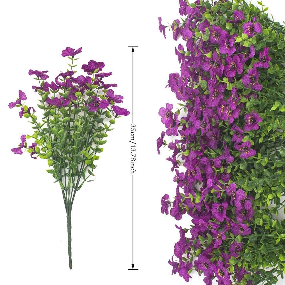 Vertikale Anordnung künstlicher lila Frühlingsasterblumen auf einem grünen Stiel, 35 cm lang.