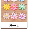 Un juego de encantos de resina floral coloridos en tonos rosa, amarillo, azul y verde para hacer joyería.