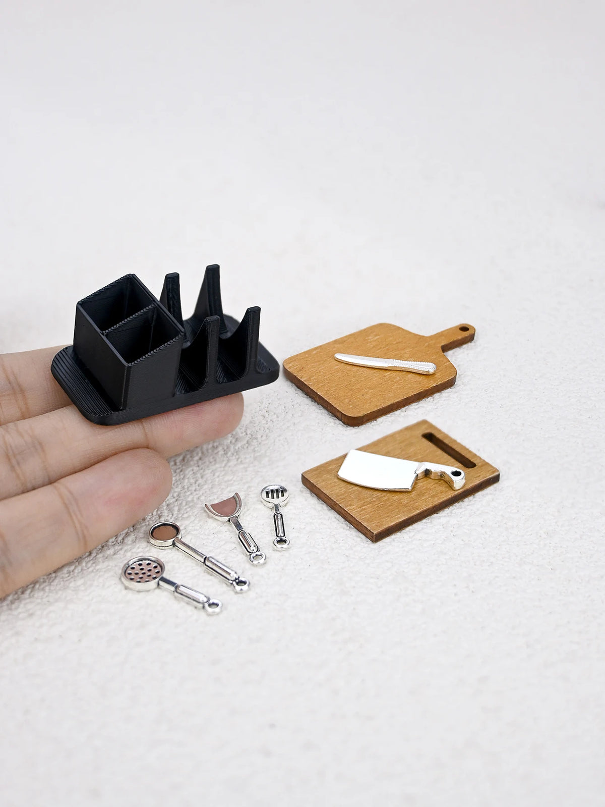 Miniature Dollhouse Kitchenware Set with Storage Rack