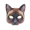 Cara de gato marrón con máscara de media cara, orejas grandes y ojos expresivos.