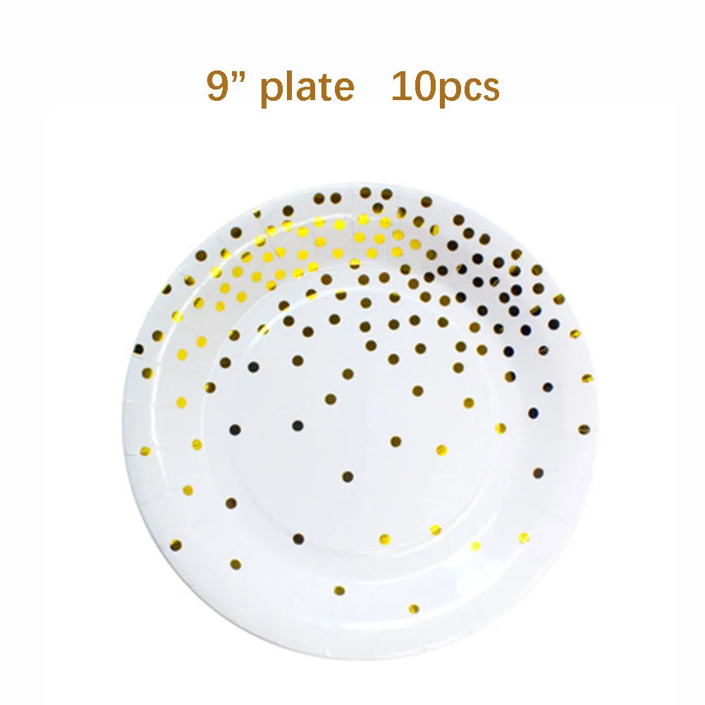 Plato blanco decorado con puntos dorados y negros, parte de un juego desechable de 10 piezas.