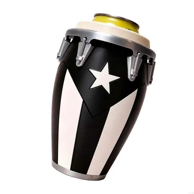 Schwarze und weiße gestreifte kulturelle Conga-Drumsleeve für Getränke mit gelbem Deckel.