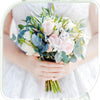 Brautstrauß mit rosa und weißen Rosen und blauen Eukalyptusblättern
