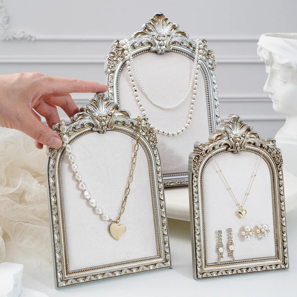 European-Style Velvet Jewelry Display Stand with Silver-Plated Floral Detail