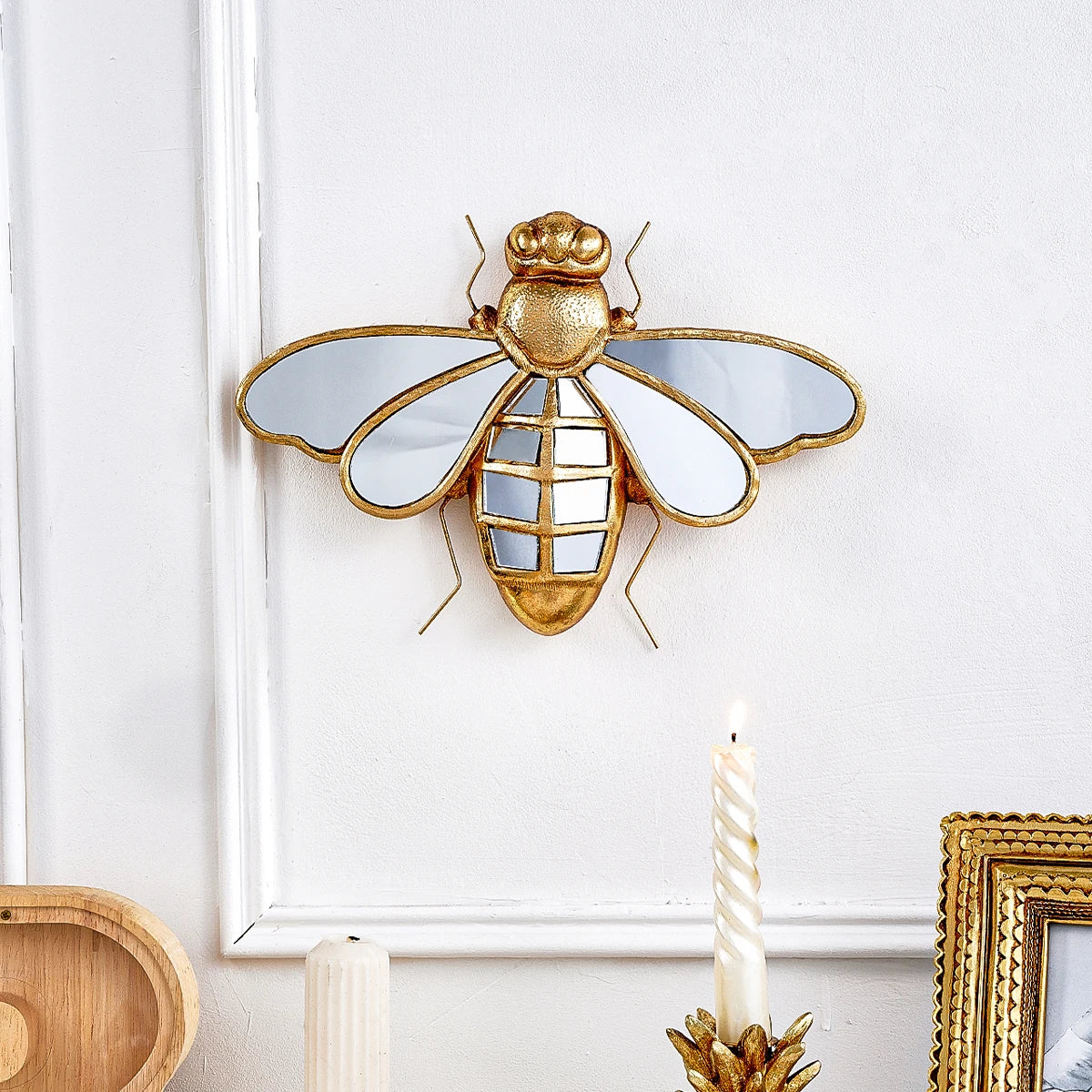 Golden Bee Wall Art – Resin Decorative Hanging